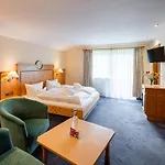 Birgsau Отель 3*